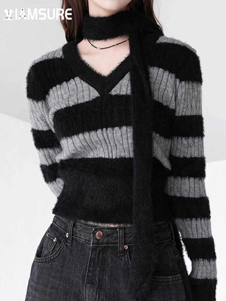 

IAMSURE Dark Striped Cropped Sweaters With Scarf Autumn Winter Warm Slim V-Neck Long Sleeve Knitted Pullovers Women 2023 Fashion