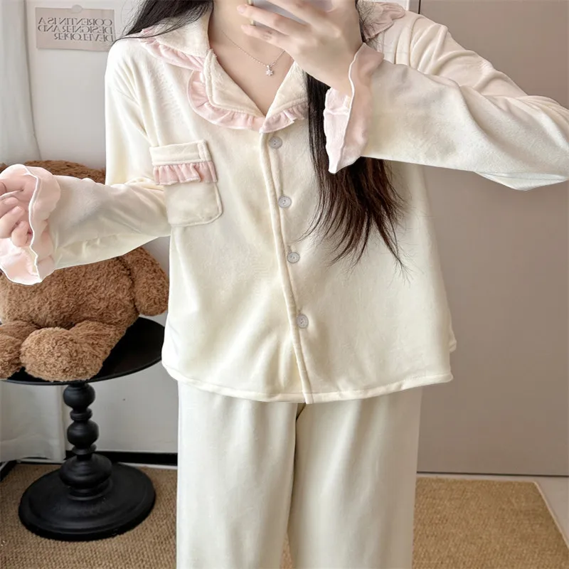 Women's Autumn and Winter Flannel Pajamas, Long-Sleeve, Loose Fit, New Thickened Warm Homewear with Ruffle Details, Women's Set