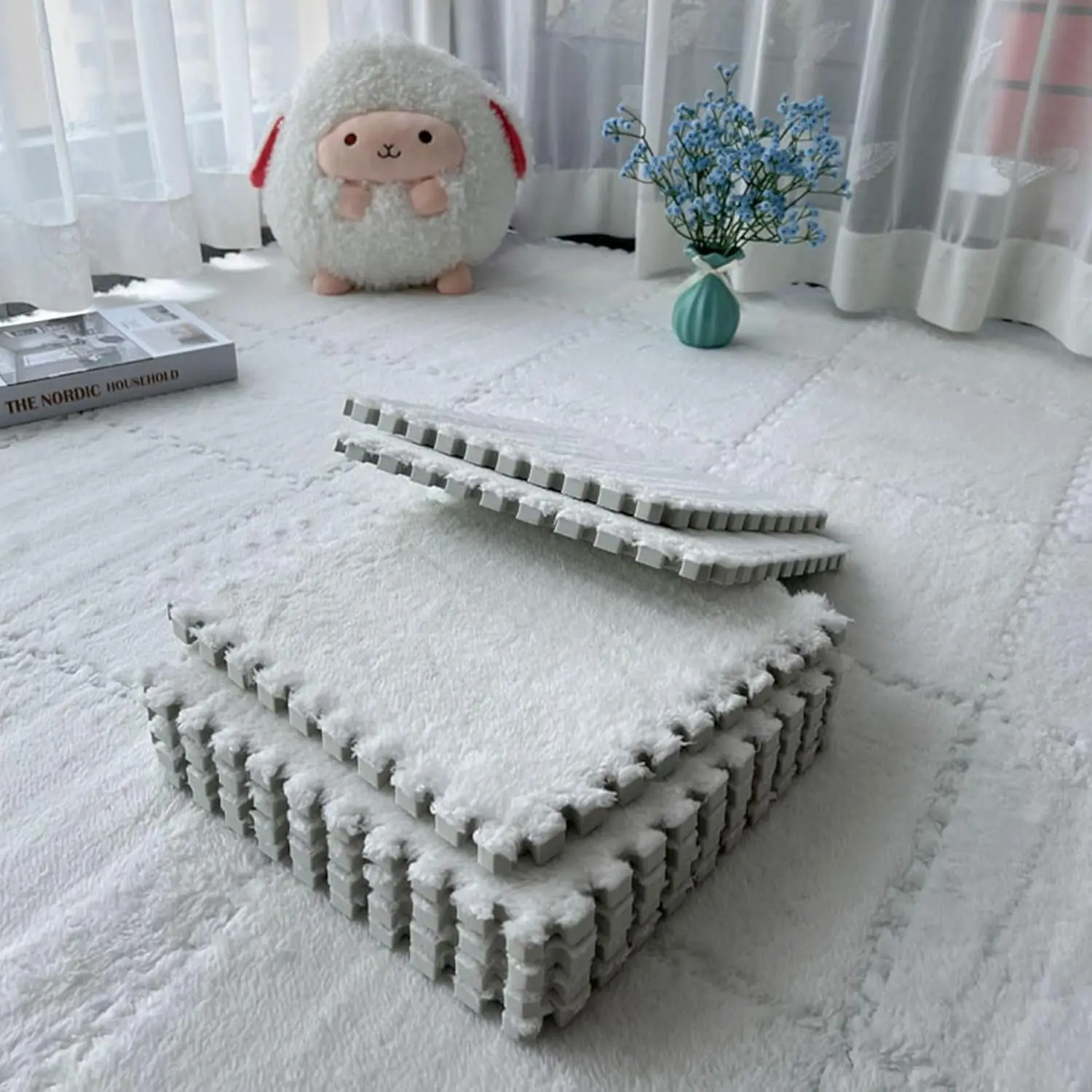 12Pcs Soft Plush Fluffy Play Mat 30x30x1CM Interlocking Creative Splicing Area Mat EVA Foam Floor Carpet Bedroom Decoration