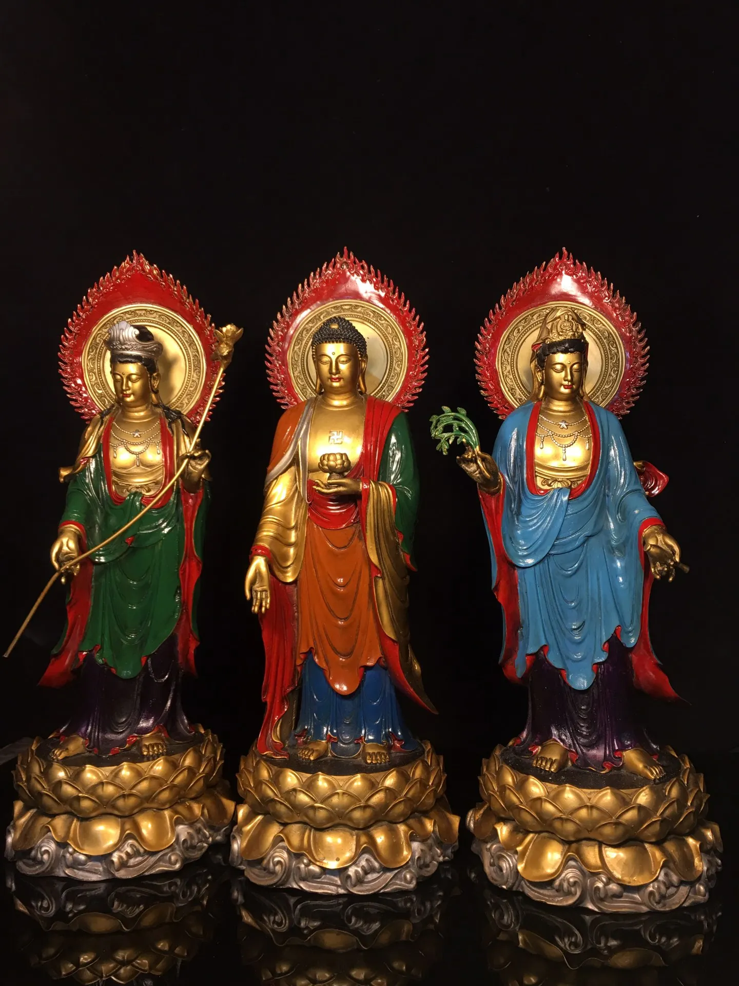 

18-дюймовая старинная бронзовая фигурка с росписью: Три Святых Запада, Гуаньинь, Бодхисаттва Махастхамапрапта, Бодхисаттва Шакьямуни Будда (с подсветкой)