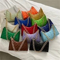 Bolso de hombro con patrón de diamantes para mujer, bolsa con cadena para las axilas, textura de moda, Color sólido, novedad de 2023