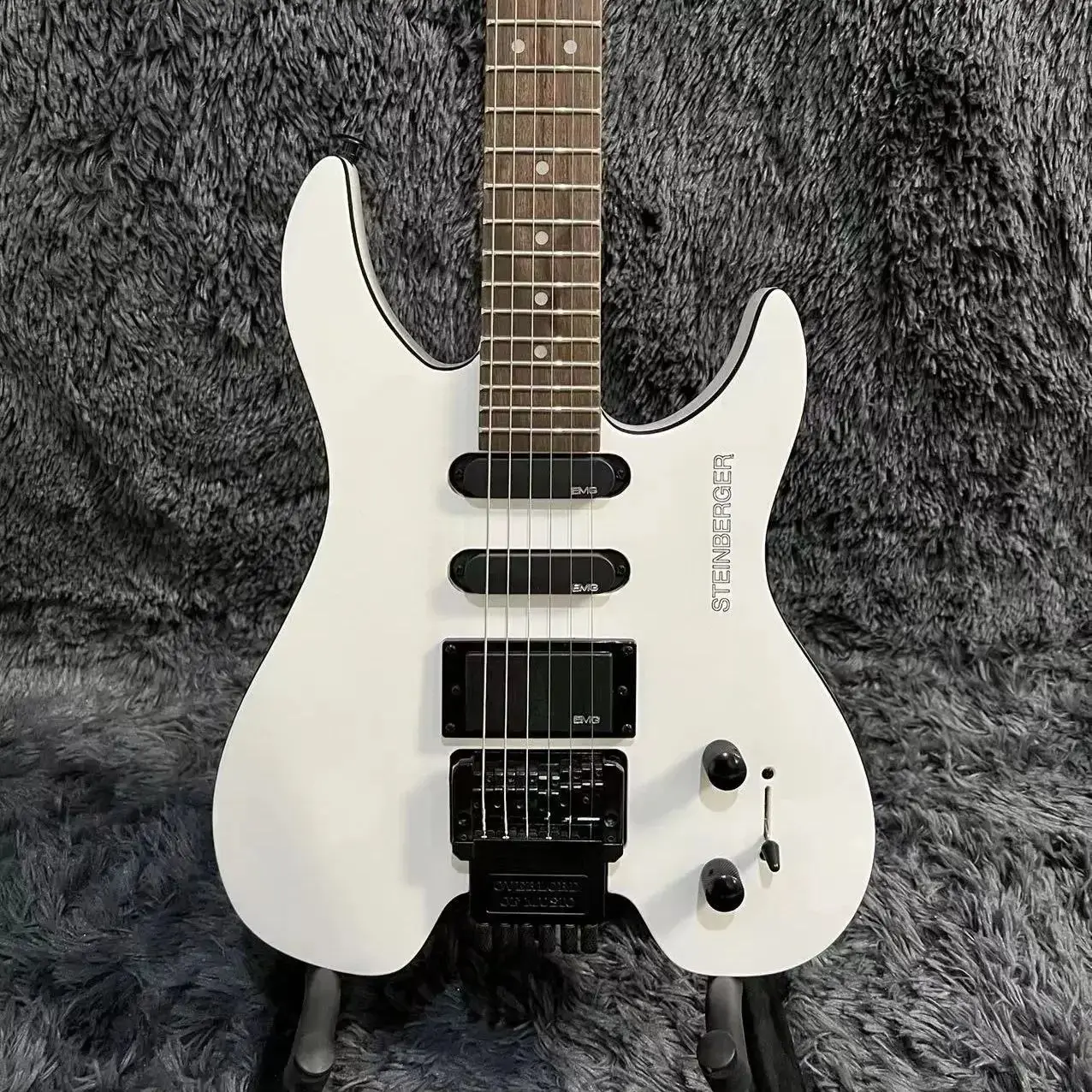 Headless Guitar, Body, White Color, Floyd Rose Tremolo Bridge, 6 Strings Guitarra, Steinberger Version