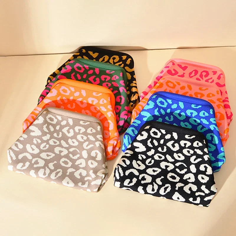 

Dopamine Leopard Print Knitted Clutch Bag Stylish Fashionable Personality Handbag Daily Versatile Travel Cosmetic Bags Handbag
