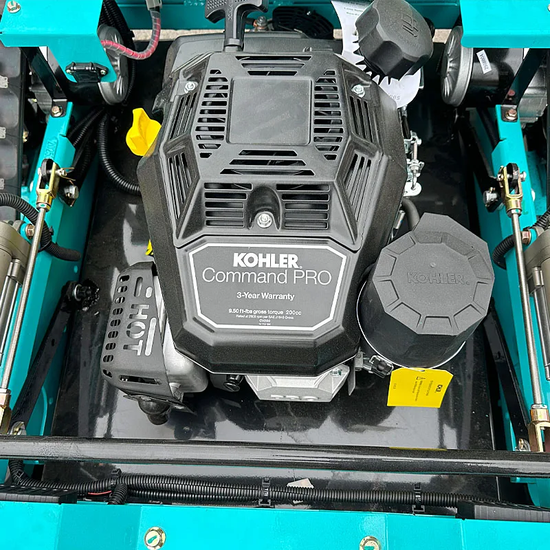 Falciatrici da giardino e decespugliatori con cingoli telecomandati personalizzabili, certificate CE e EPA.