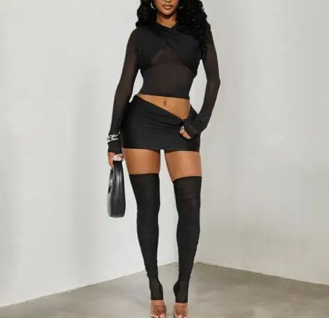 

Autumn New Fashion Cross Design Collar Exposed Navel Top, Low Waist Hip Hugging Skirt, and Long Knee Pad Three Piece Set