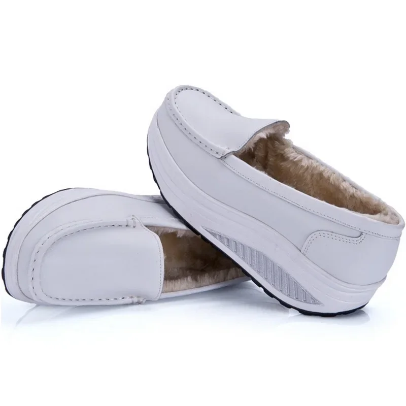 TIMETANG Winter Women Slip On Warm Shoes Lady Running Shoes Plush Fur Height Increasing Sneakers Slip Resistant Swing ShoesE790