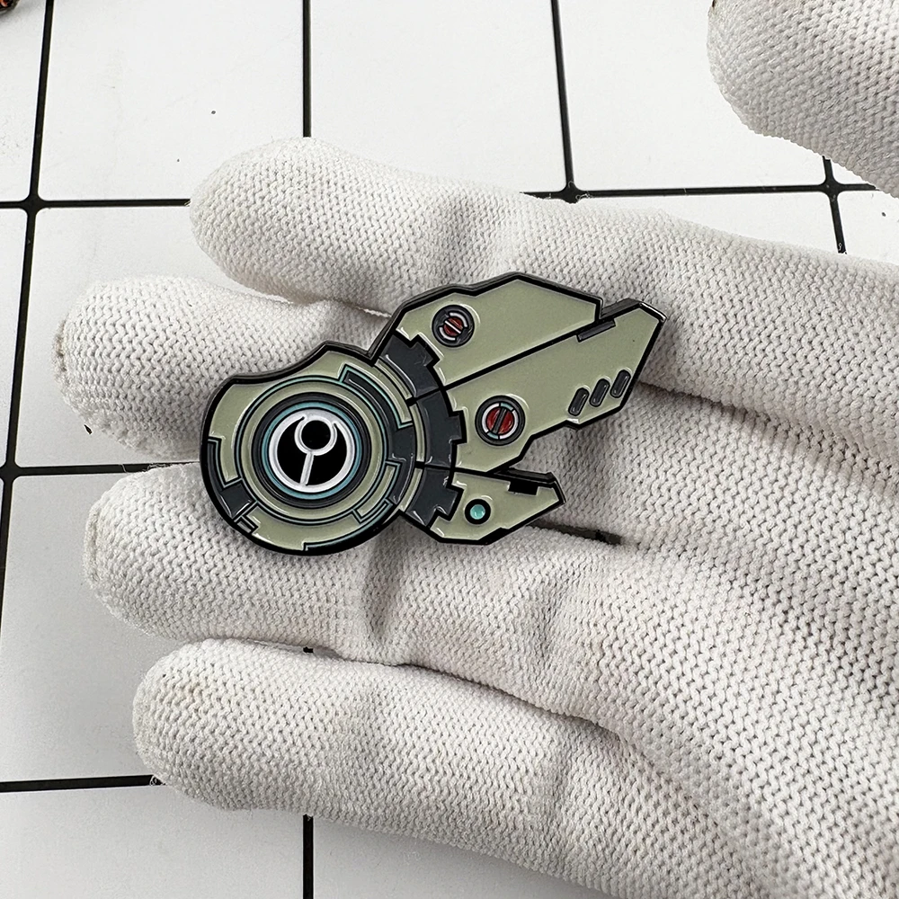 Warhaammer 40K تاو الإمبراطورية Riptide الطاقة درع المينا بروش الخيال العلمي لعبة التلبيب دبوس ألعاب المشجعين جمع الهدايا الطرفية تذكارية