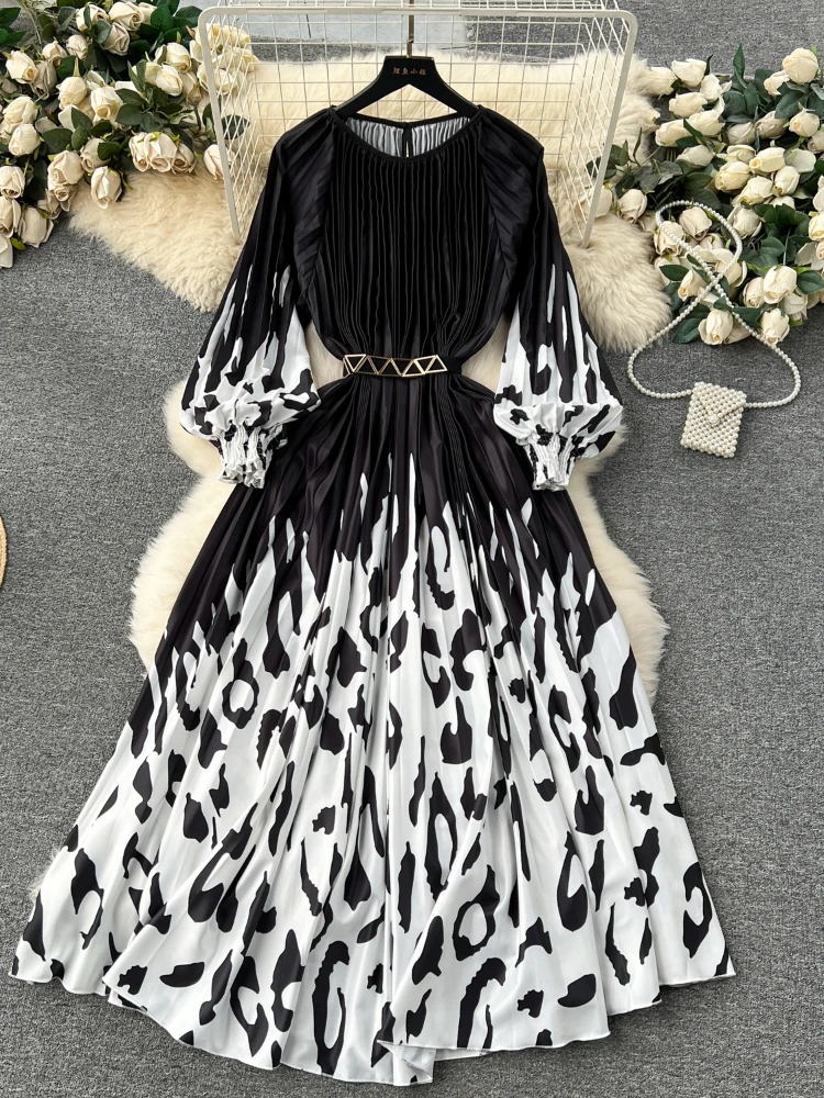 New Women Vintage Printed Dress Spring Summer Floral Printed Pleated Holiday Long Dresses Ladies Slim A-line Oversized Long Robe