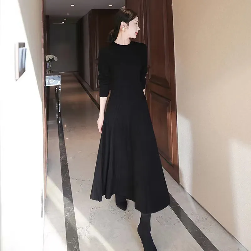 Korean Fashion Dress for Women 2023 Autumn and Winter New Sweater Knit Black Dress O-Neck Elegant Long Sleeved Long Dress Robe