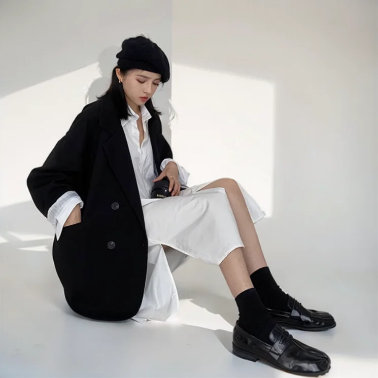 

Женские молодежные блейзеры: утепленные, в неоклассическом стиле, для ужина, изысканные, девичьи, с иллюзорным воротником, утонченные, утепленные, для повседневной носки