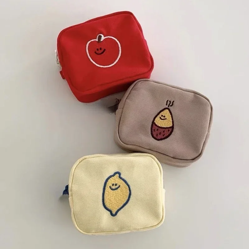 BOMO-Carteiras de maçã vermelhas bonitas para mulheres, estilo coreano, casual, versão curta, moda carteira de cartões, bolsas kawaii, tendência, 2024