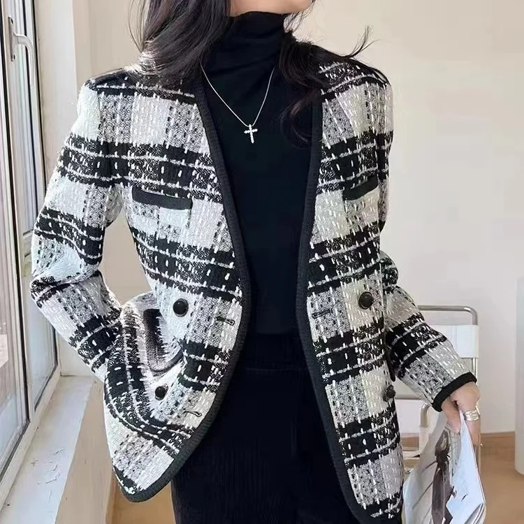 

2023 spring and autumn new mid-length style small fragrant style high-end feeling non-collision thickened plaid jacket women