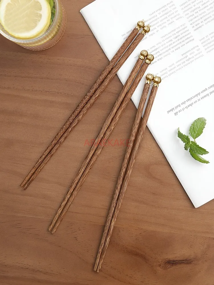 عيدان تناول الطعام الخشبية اللطيفة الكرتونية، صحية وصديقة للبيئة