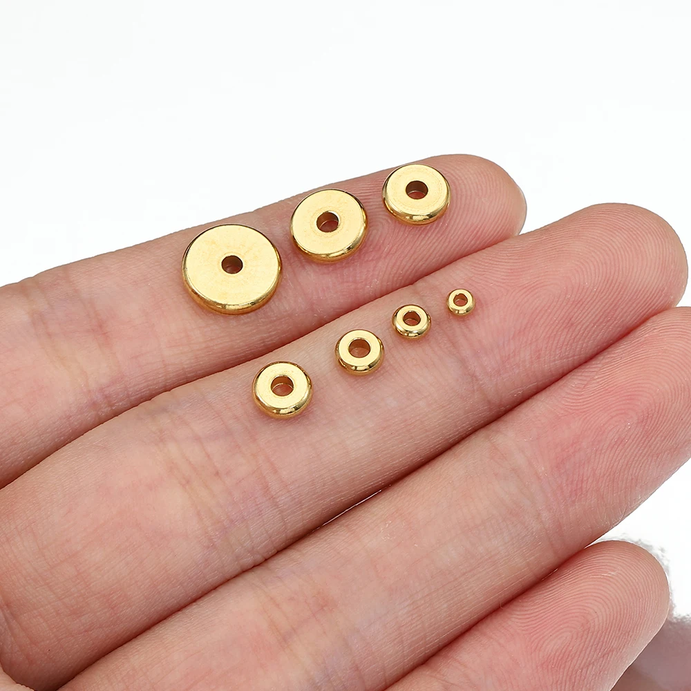 100 Stück Edelstahlperlen, flache runde Perlen in Goldfarbe, lose Abstandsperlen für DIY-Armbänder, Halsketten, Schmuckherstellung, Großhandel – Detail 1
