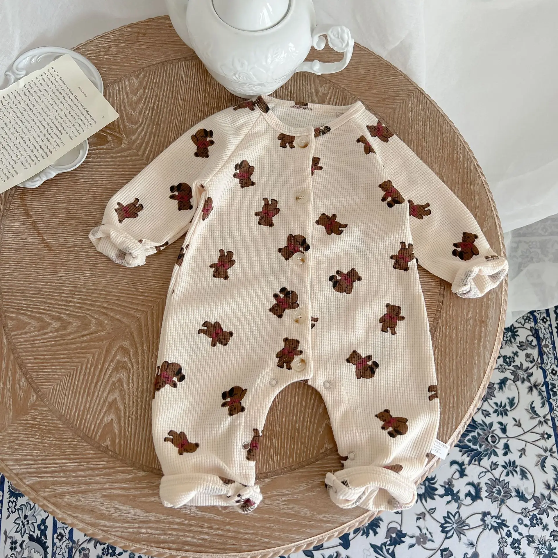 Baby Bodysuit New Fashionable Boys and Girls Baby Bear Waffle Creeper Romper In Spring and Autumn