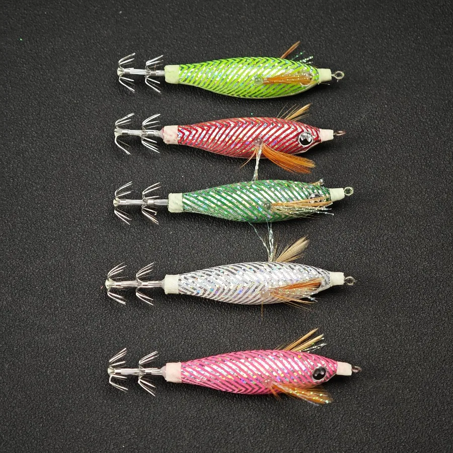 5 Stück/Box Horizontaler Tintenfisch-Jig Egi-Set Leuchtender Tintenfisch-Köder Laser-Leuchteffekt mit Federschirm-Haken für Salzwasser Tintenfisch Oktopus – Detail 3