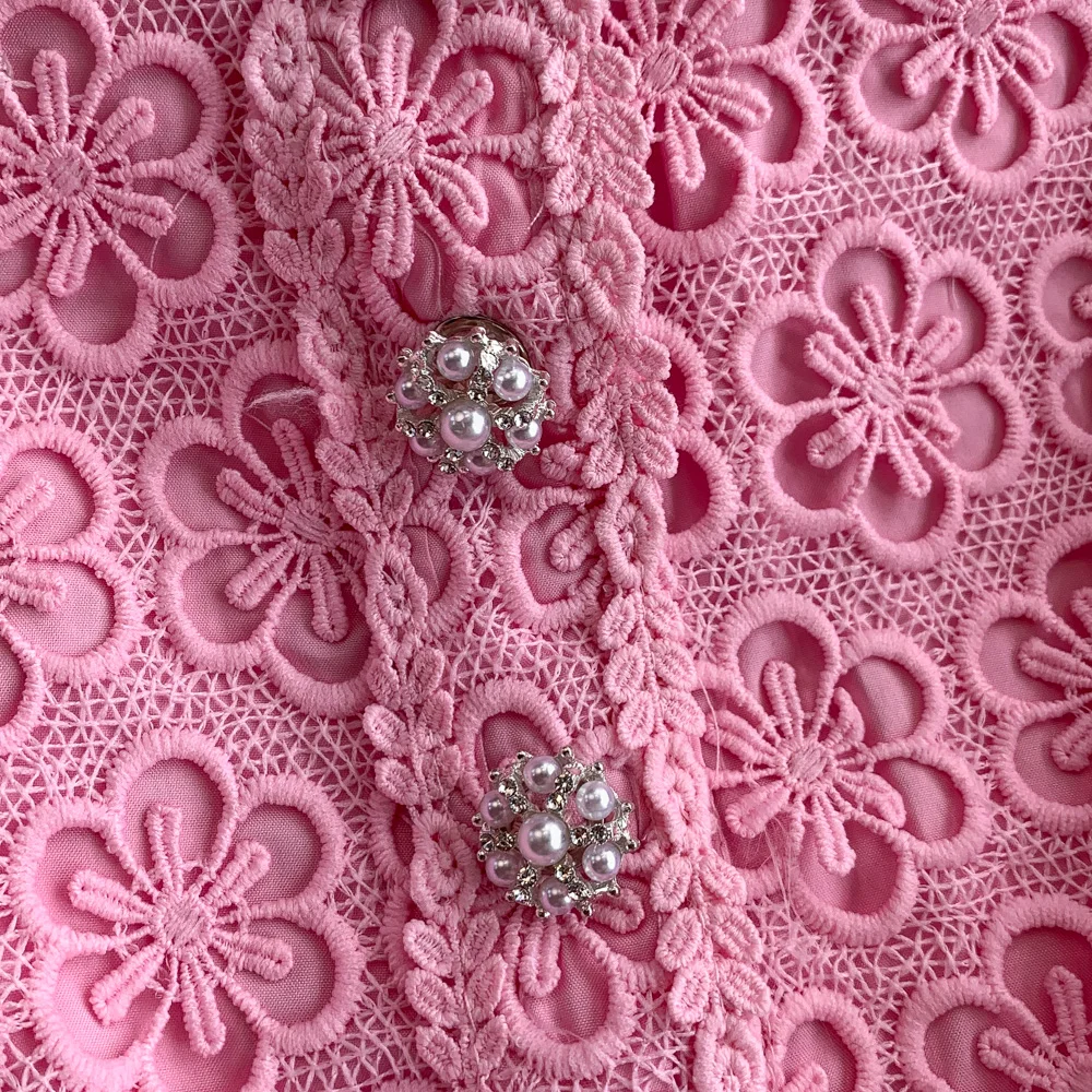 T-Shirt d'été en dentelle pour femmes, col rond, manches courtes, simple boutonnage, Slim + demi-jupe, ensemble deux pièces