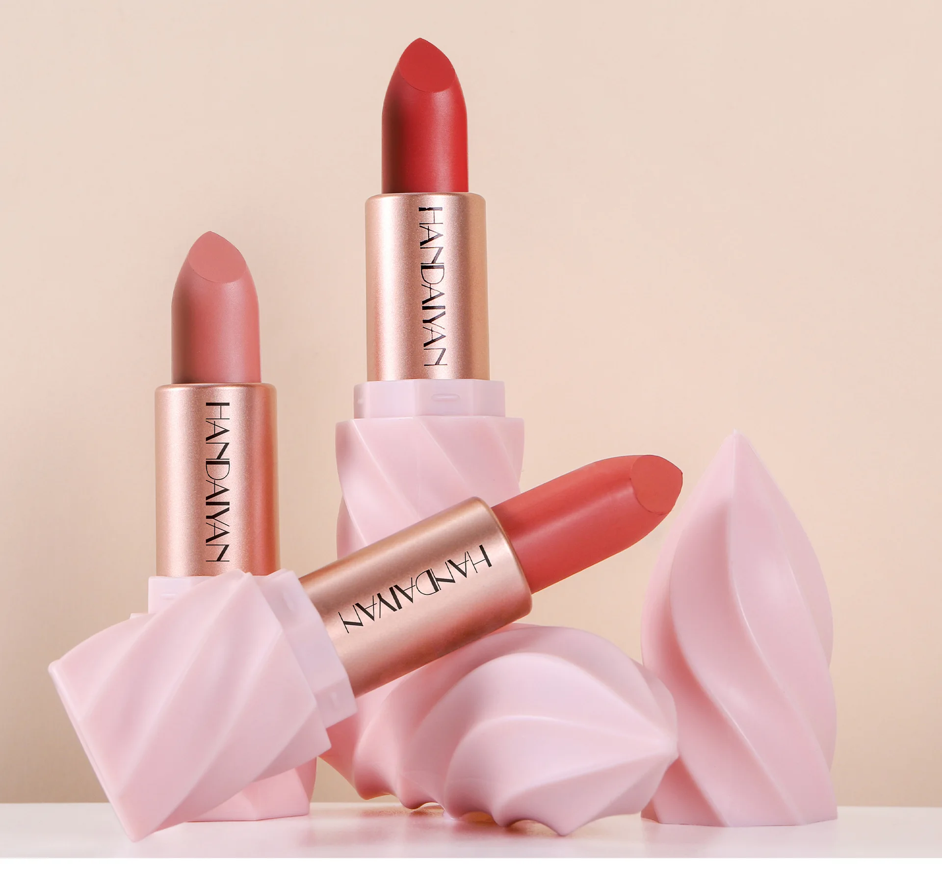 6色キュートなアイスクリームデザインの口紅、マット防水＆転写防止、高発色ナチュラルカラー、長持ちリップメイク