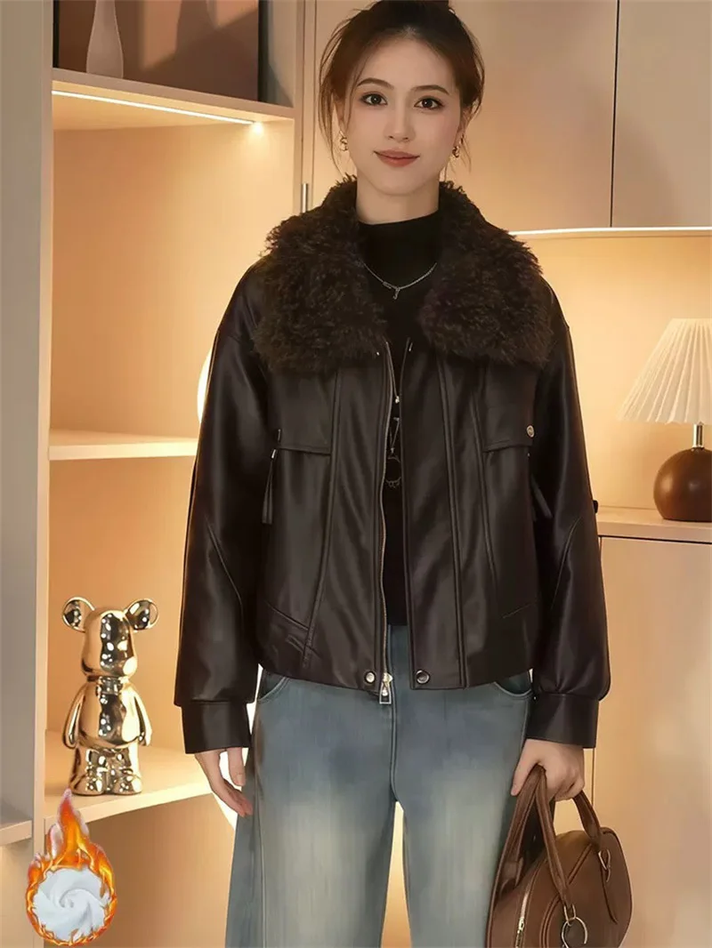 Women's Leather Jacket Fleece-lined Thickened Autumn Winter Coat New Detachable Fur Collar Stylish Warm Leather Outwear Tops