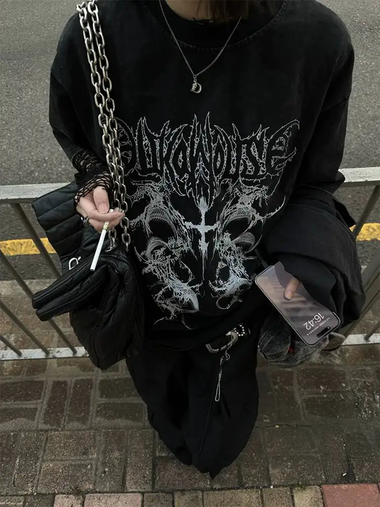 2026 Summer Men Black Washed Printed T-Shirt American Retro Gothic Punk Short Sleeve Tees Half Sleeve Streetwear Shirts