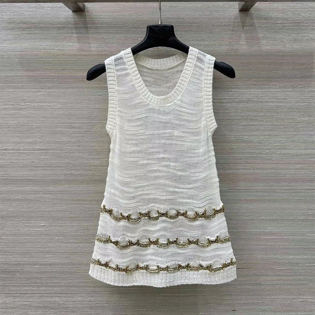 

Women's Slim Sweet Short Top 2025 Summer New Fashion Embroidered Round Neck Sleeveless White Knitted Vest