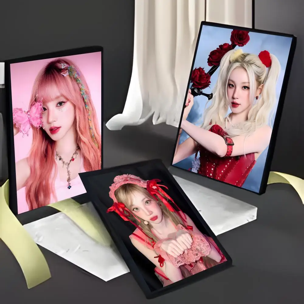 Quirky Dynamic Korean Beautiful Singer S-Song Y-Yuqi Poster American Film Mural Home Childrens Room Wall Decor Print
