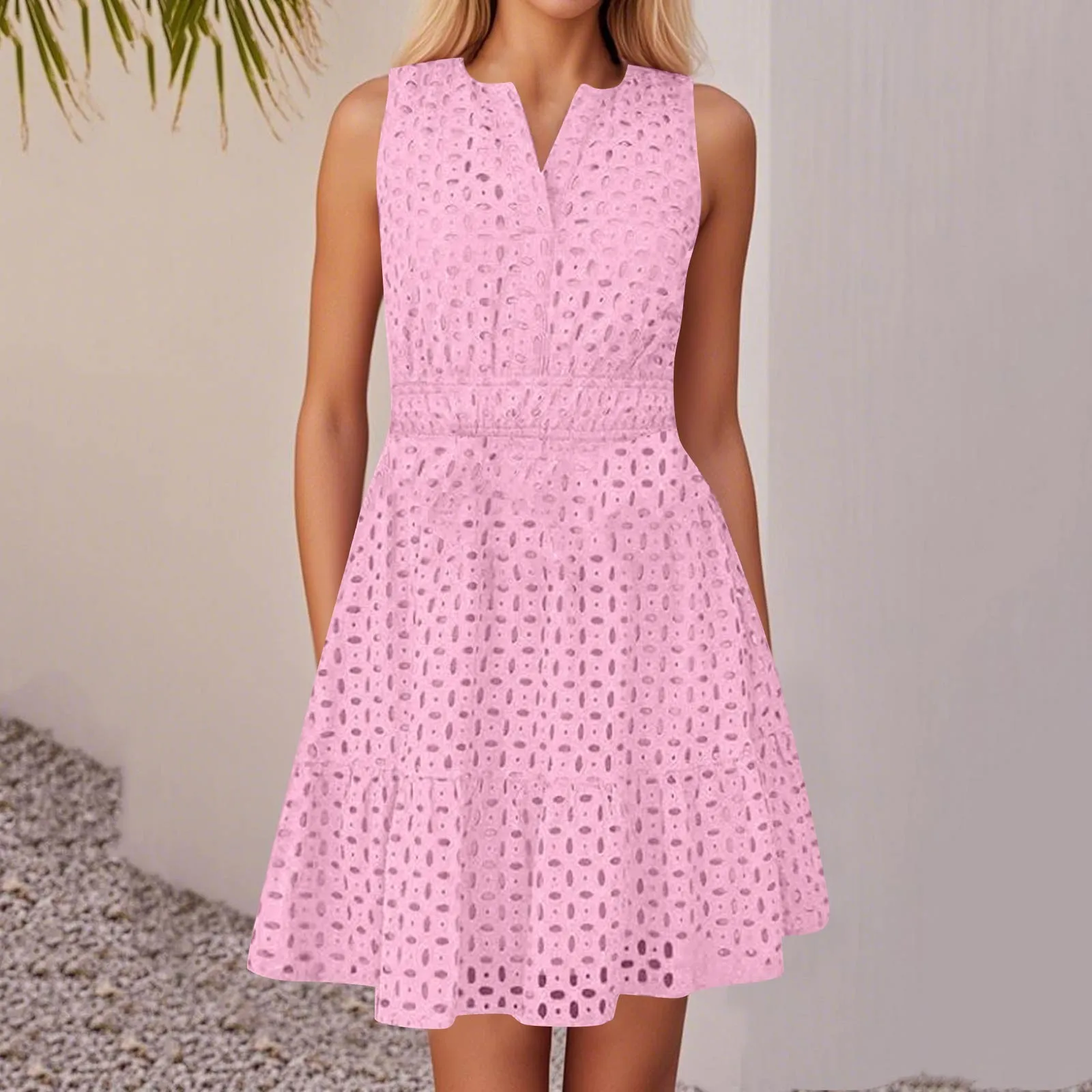 ชุดเดรสฤดูร้อนของผู้หญิงแฟชั่นลูกไม้กลวงคอวีสีทึบชุดลําลองแขนกุดสุภาพสตรีทุกวันชุดอเนกประสงค์ elbise