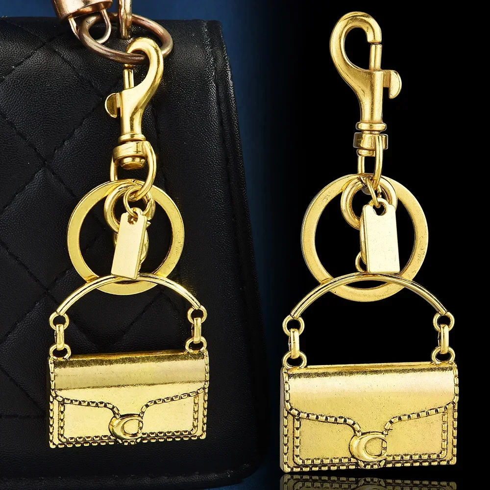 

2025New products are selling well, including exquisite bags, high-end car accessories, car keys, and accessories 01