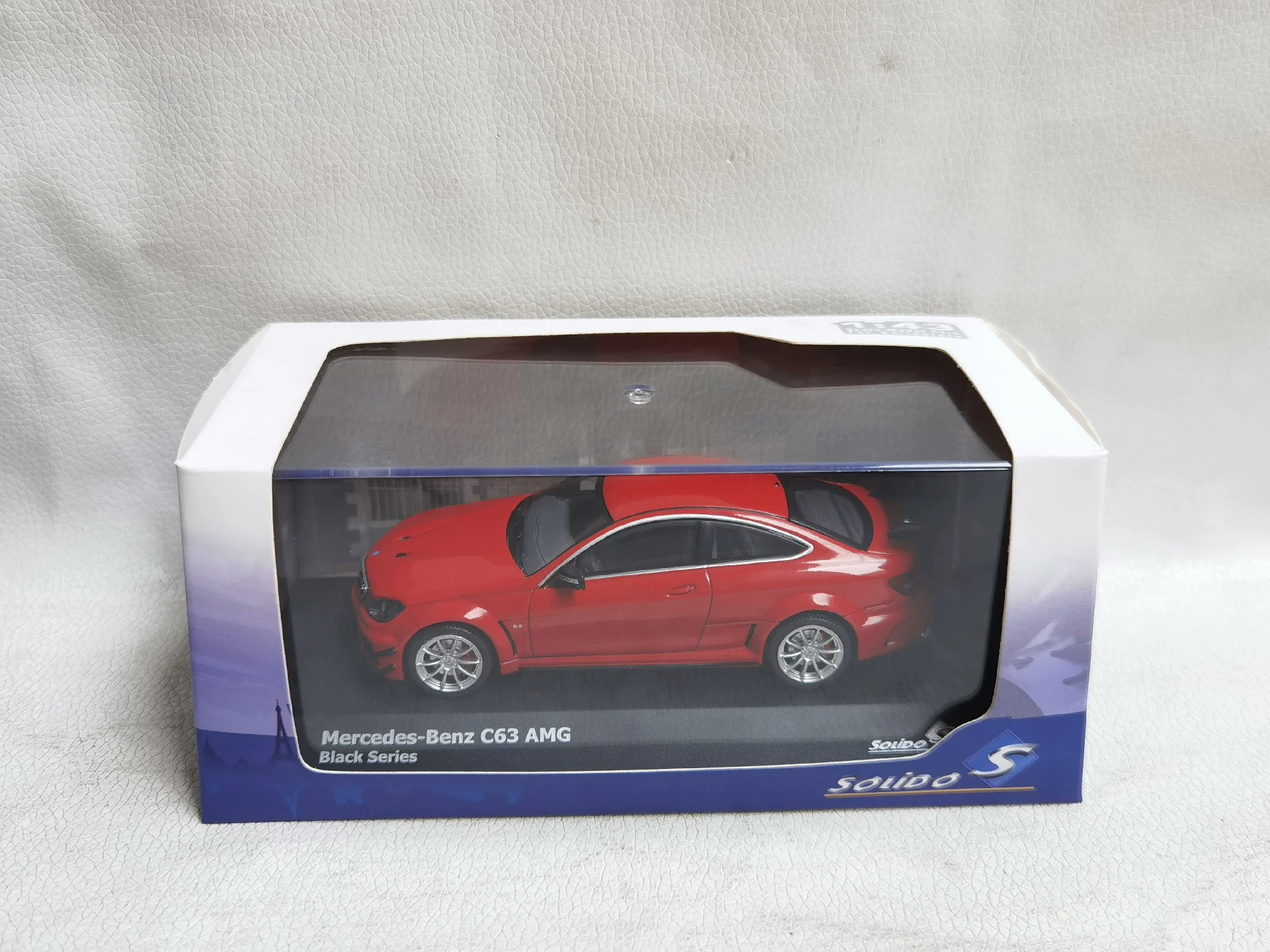 

Модель автомобиля Diecast SOLIDO 1/43 Scale BENZ C63 AMG 1X из сплава