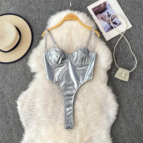 Imagen 1 del producto Camisola básica elegante con hombros descubiertos de PU para mujer, camiseta sin mangas de hadas a la moda, Top corto de verano, monos, ropa de calle Hotsweet