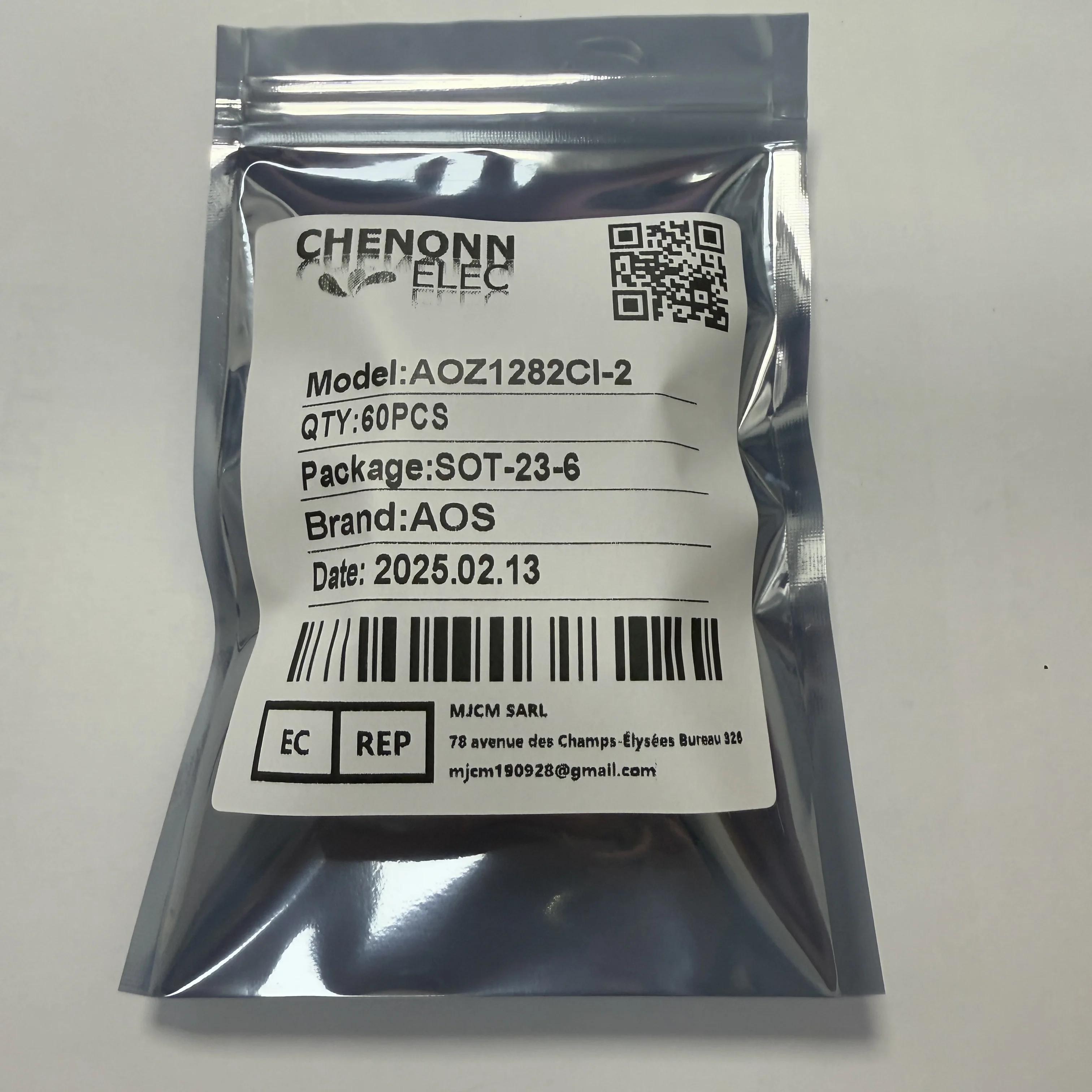 20 unids/lote AOZ1282CI-2 (conversores DC-DC)