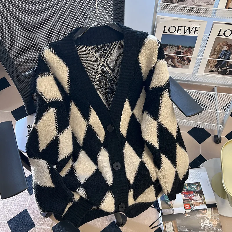 

2023 New Loose fashion V-neck Long-sleeved Knitted Sweater Coats Spring Autumn Cardigan Jackets Girls Plaid Outerwear bd864