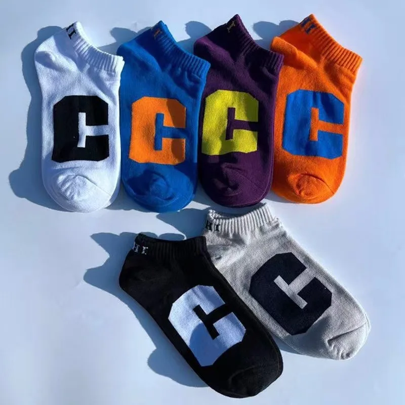 

5 pairs Men Boat Socks Summer Fashion Letter Casual Comfortable Breathable Suitable Men Outdoor Wear Sweat Absorbing Short Socks