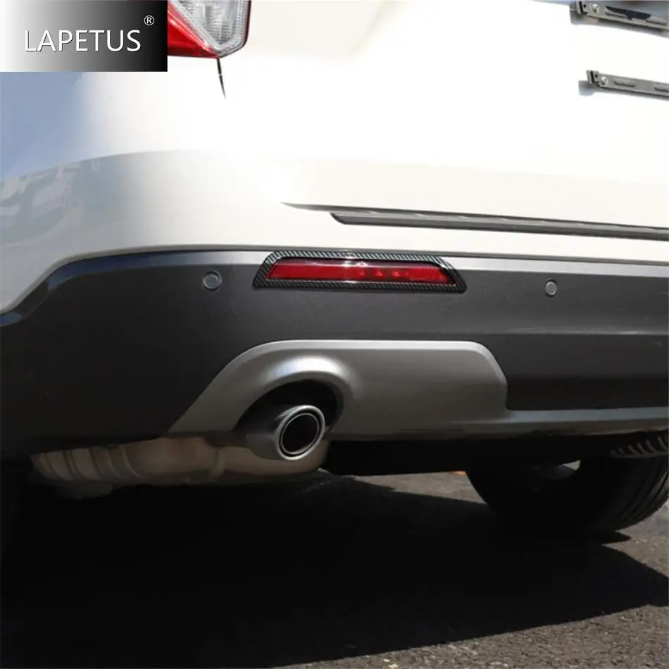 

Carbon Fiber / Chrome Rear Bumper Fog Lights Lamps Decor Protect Frame Cover Trim For Ford Explorer 2020 - 2023 Car Accessories