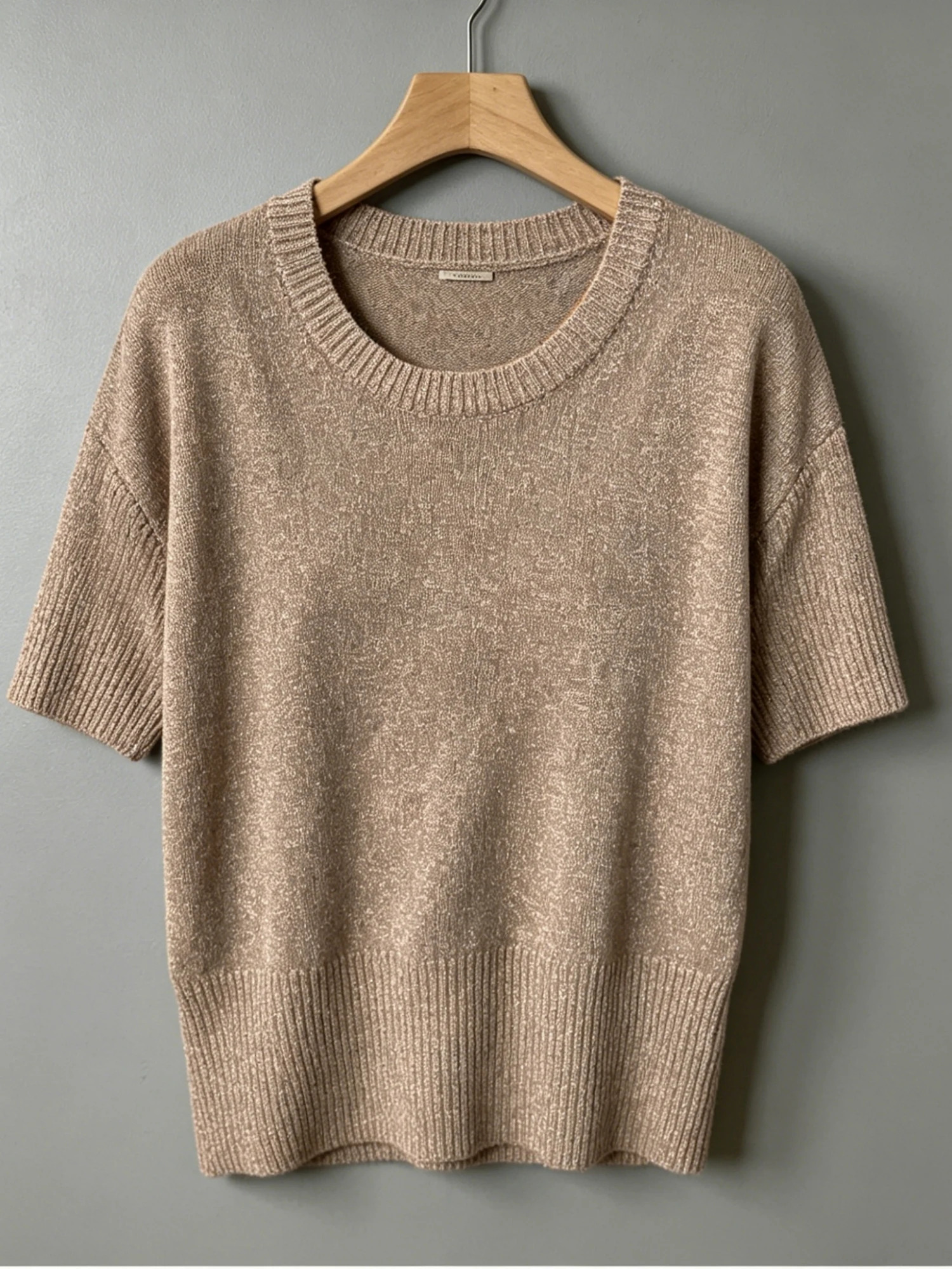 

Women's plus size solid color knitted short sleeved T-shirt, casual, fashionable, elegant party, spring and summer styles