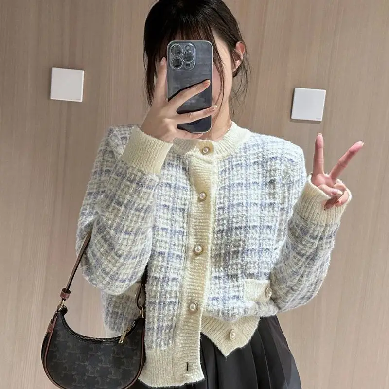 Xiaoxiang Style Knitted Cardigan Jacket Women's Inner Layer Short Sweater Design Niche Unique and Chic Top