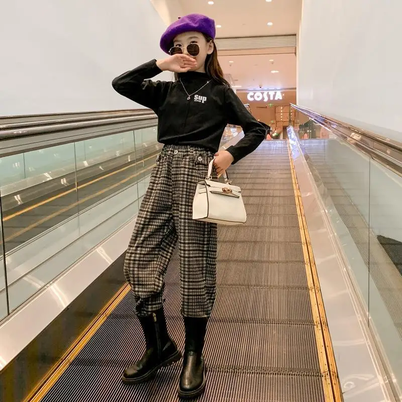 

2025 Spring Autumn Girls' Stylish Checkered Casual Pants for Kids Ages 6-12, Trendy Long Trousers with Retro Plaid Design