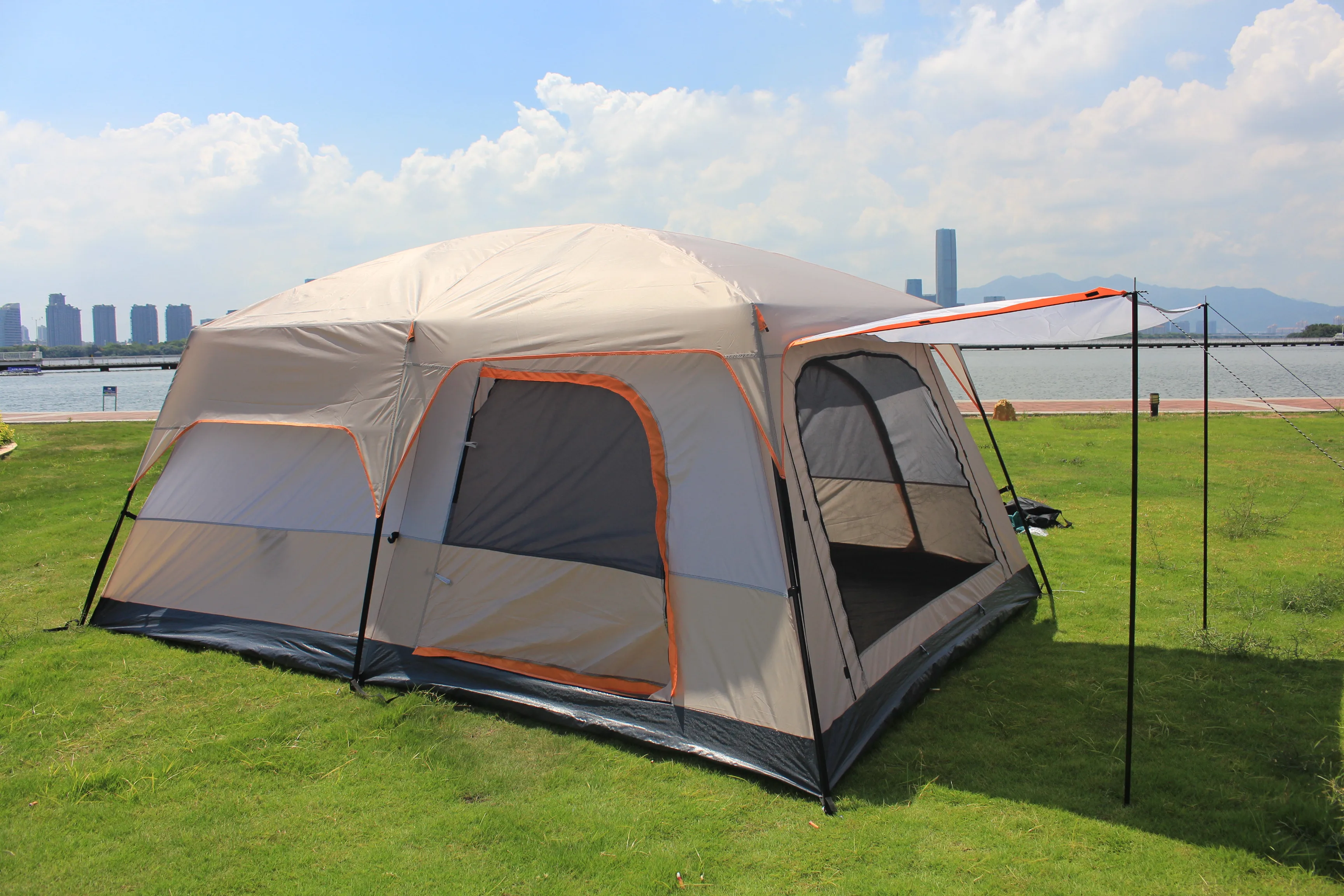 Big Space Outdoor Camping Tents 8-12 Persons Double Layers 2 Rooms 1 Living Room Luxury Waterproof Camping Tent