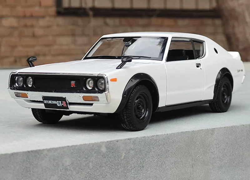 1-24-nouveaute-prix-special-moule-sous-pression-en-metal-japonais-classique-2000gt-r-modele-de-voiture-meubles-affichage-collection-jouets-pour-enfants