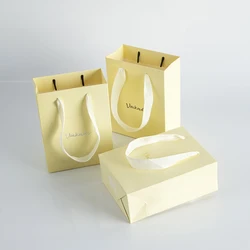 12x6x16cm Beige Paper Bags Custom Logo Cardboard Gift Tote Bags 50pcs Bulk Shopping Favor Candy Packaging Bags with Handles