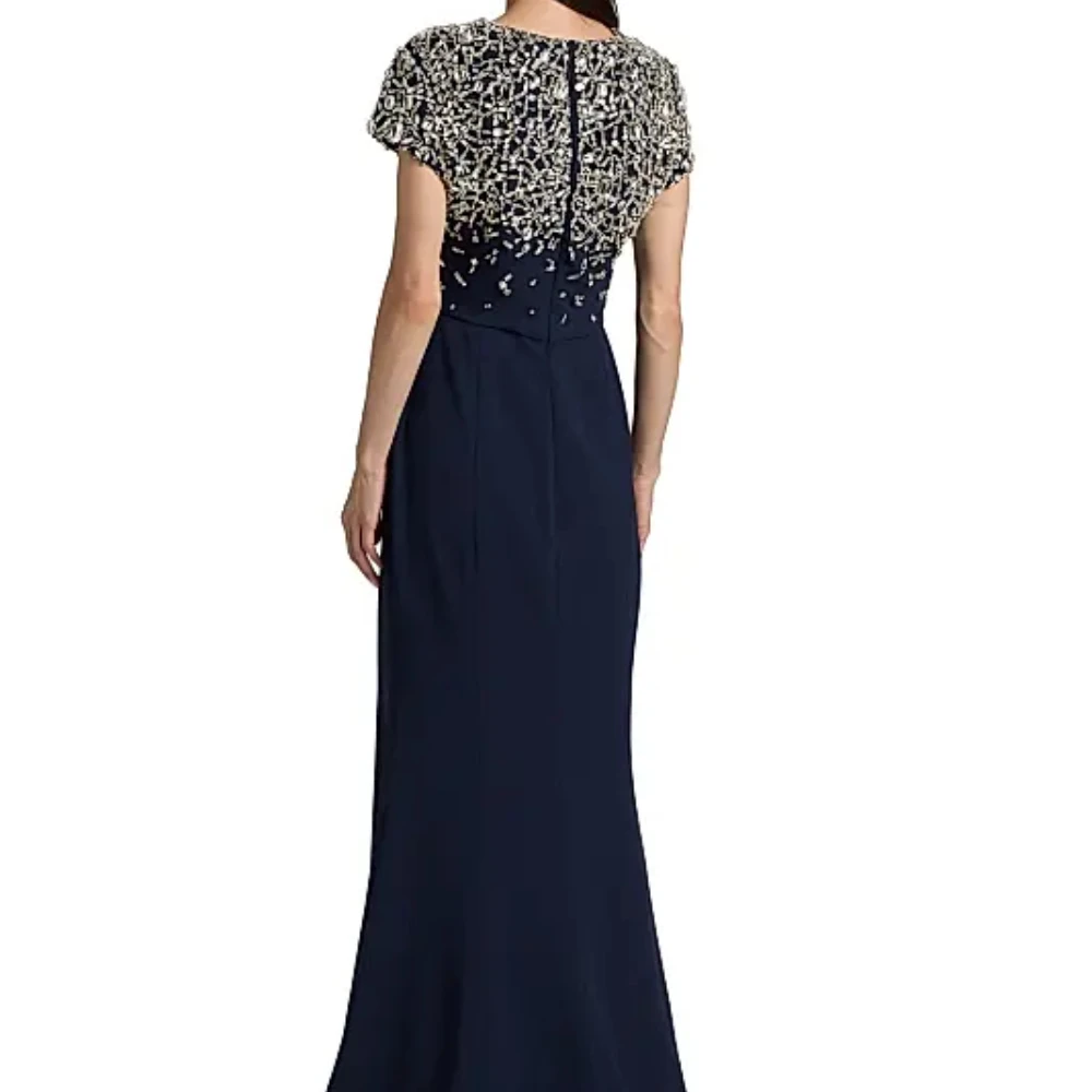 Damen-Abschlussballkleider mit O-Ausschnitt und kurzen Ärmeln, maßgeschneidertes, modisches, bodenlanges A-Linien-Abendkleid mit Kristallen und Reißverschluss hinten, Partykleid