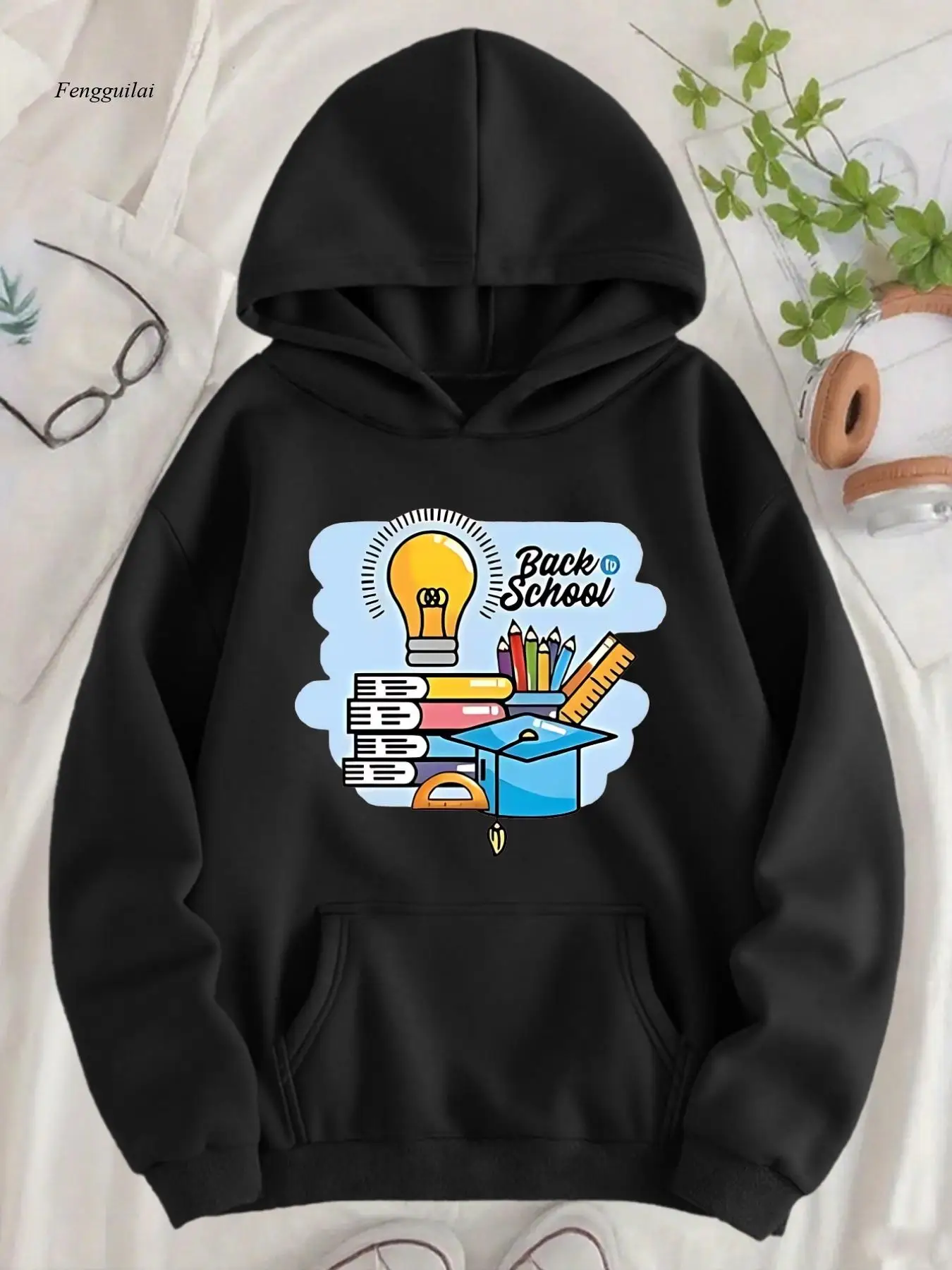 Impression créative sur le thème "Rack to", inspiration d'étude d'allumage. Sweat à capuche avec poche pour femme avec motif lettres imprimées et doublure