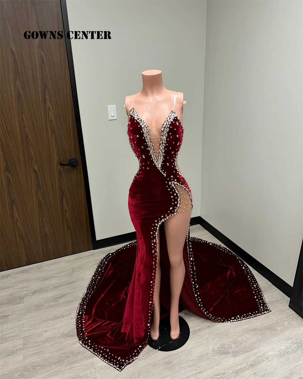 Sexy Burgundy Velvet Silver Beaded Silt Luxury Prom Dress 2024 Transparent Spaghetti Birthday Outfit Black Girls Customized