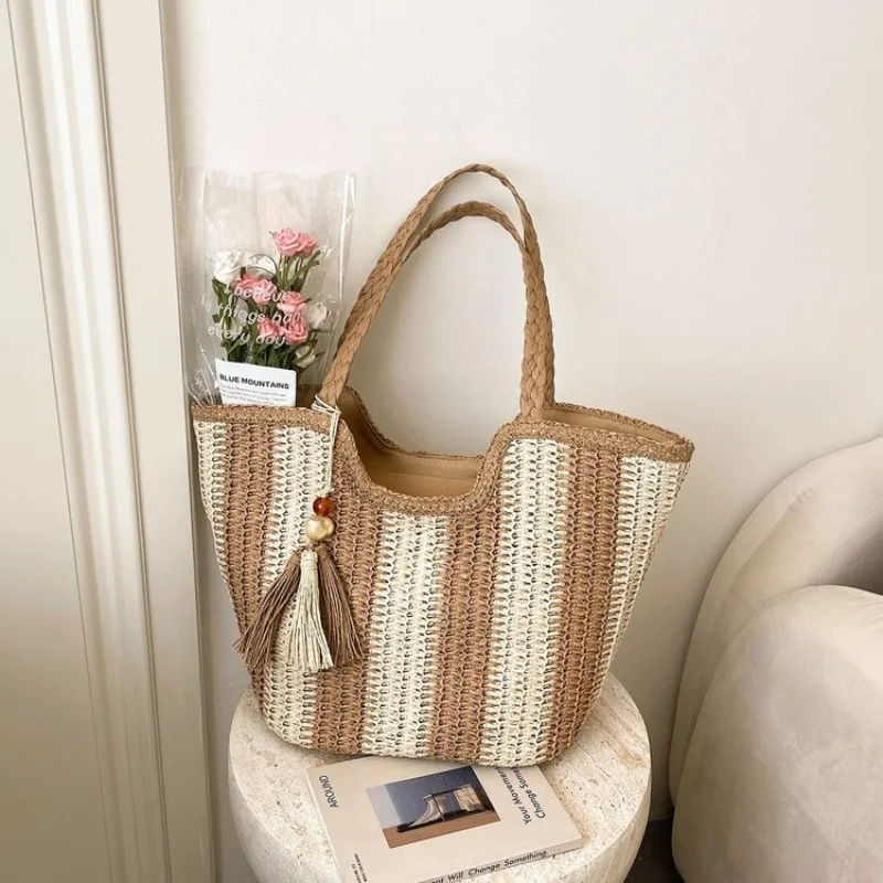 

Минималистичная дизайнерская сумка-тоут для женщин - новинка лета, большая вместимость, стильная нишевая сумка через плечо