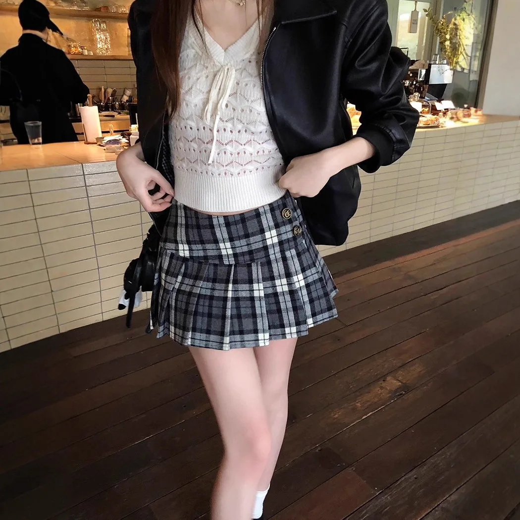 

American Retro Preppy Style Contrasting Plaid A-line Skirt, Feminine Temperament Pleated Short Skirt