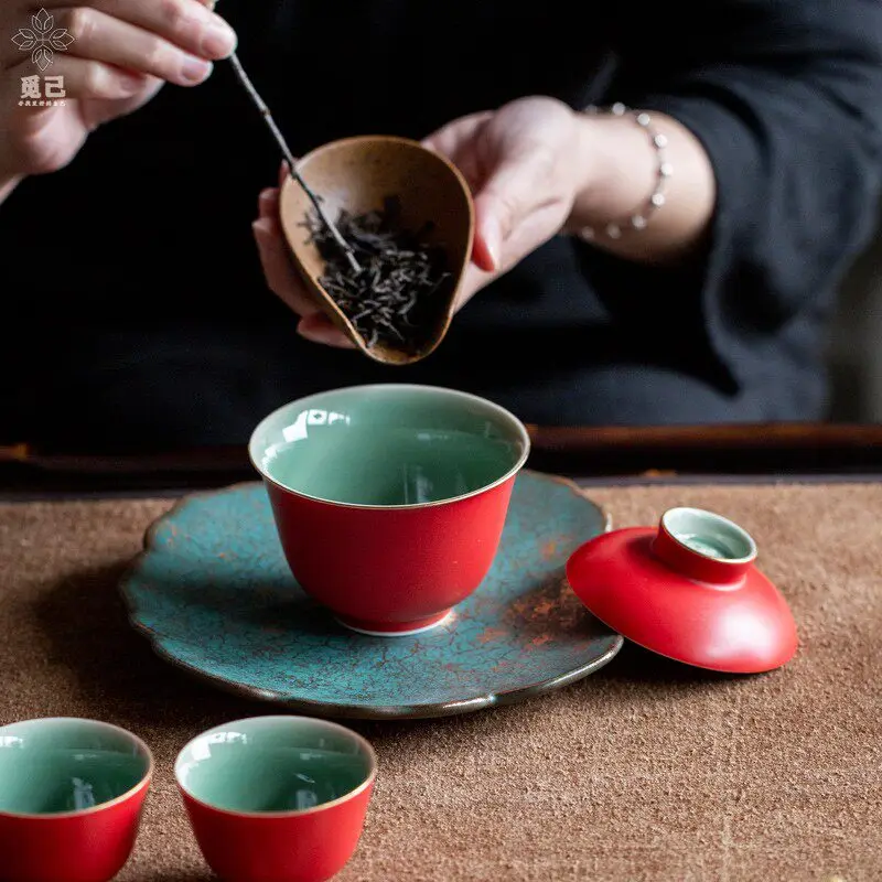 Rouge Red Celadon Dual Glaze Gaiwan, Vintage Ceramic Lidded Tea Bowl with Traditional Chinese Styling with Classic Styling