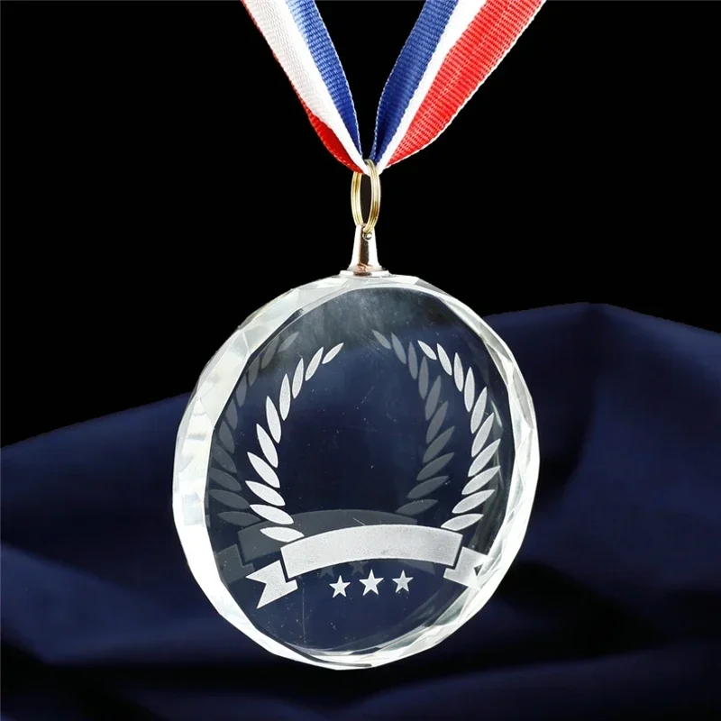 Free Personalized Crystal Glass Medals Sport Souvenirs Honor Medal School Competition for Children Printed Engraved Logo Award