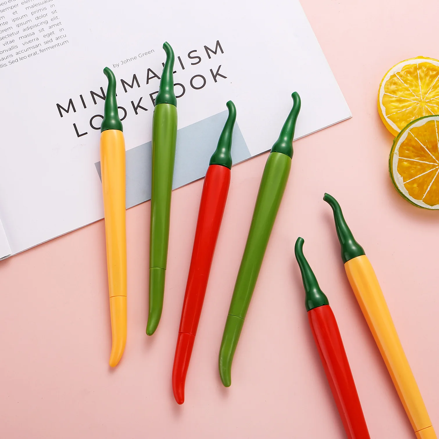 Creative simulation pepper gel pen cute red green yellow pepper shape water pen office supplies signature pen wholesale