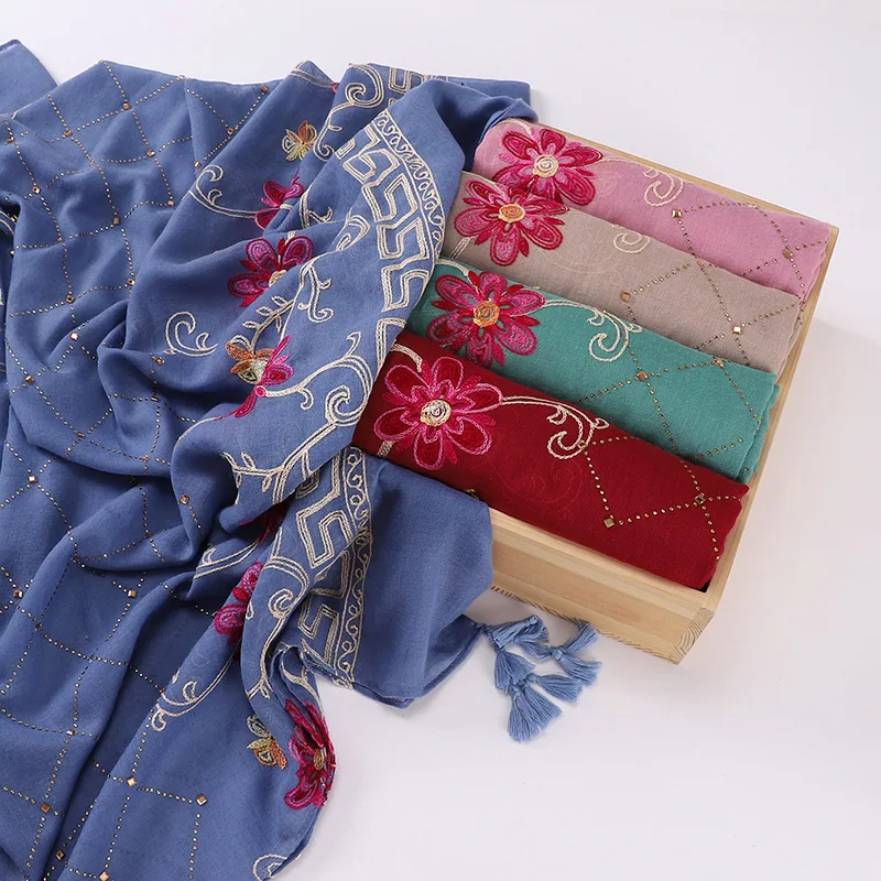 Big Size Cotton-like Linen Hajib Scarf Fancy Soft Embroidery Flowers Scarf Shawls Fringed Scarves Ramadan Prayer Hijab Turban