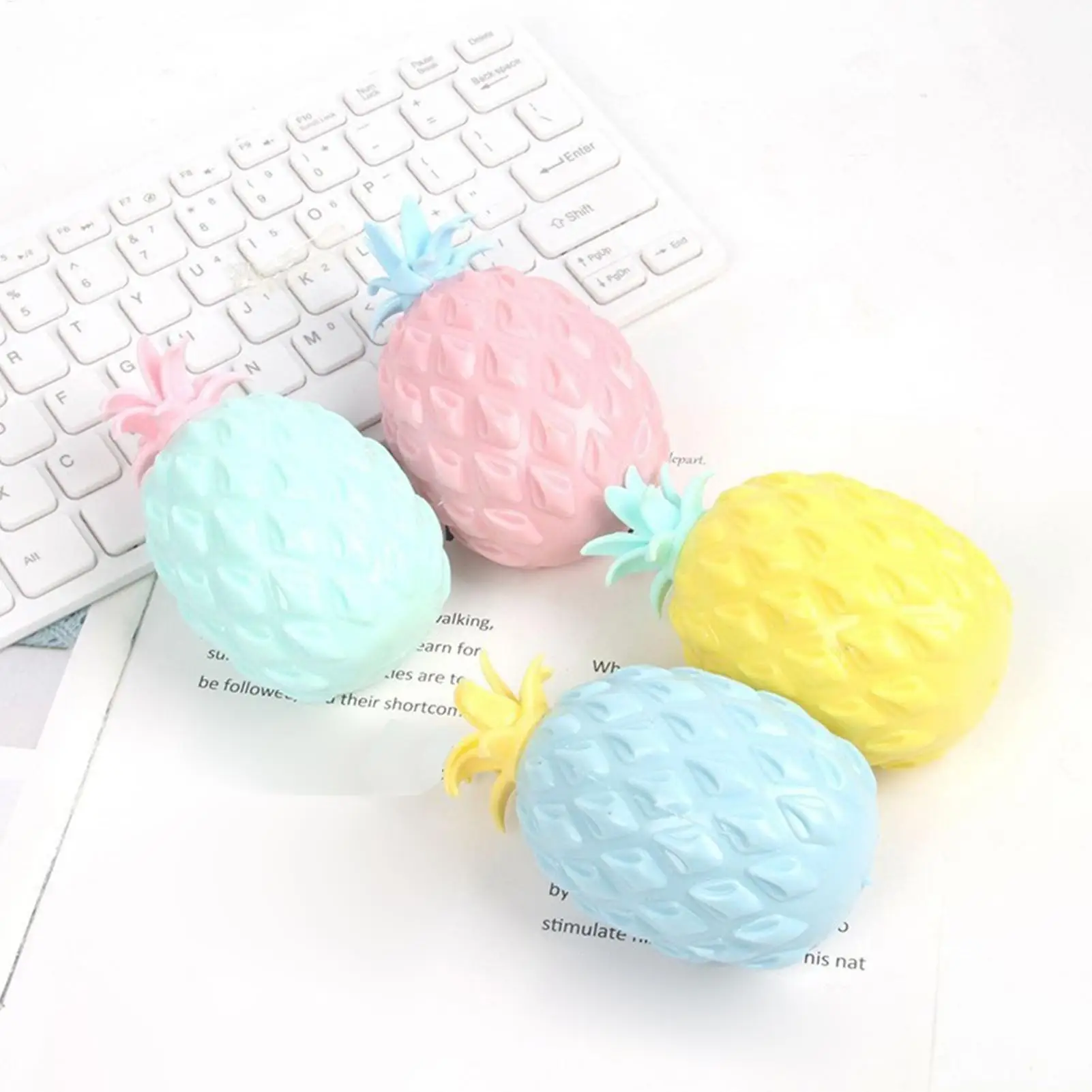 Pineapple Design Stretchable Squeeze Sensory Toy Portable Relaxing D ecompression Fidget Playthings Funny Emotional Calm Toy